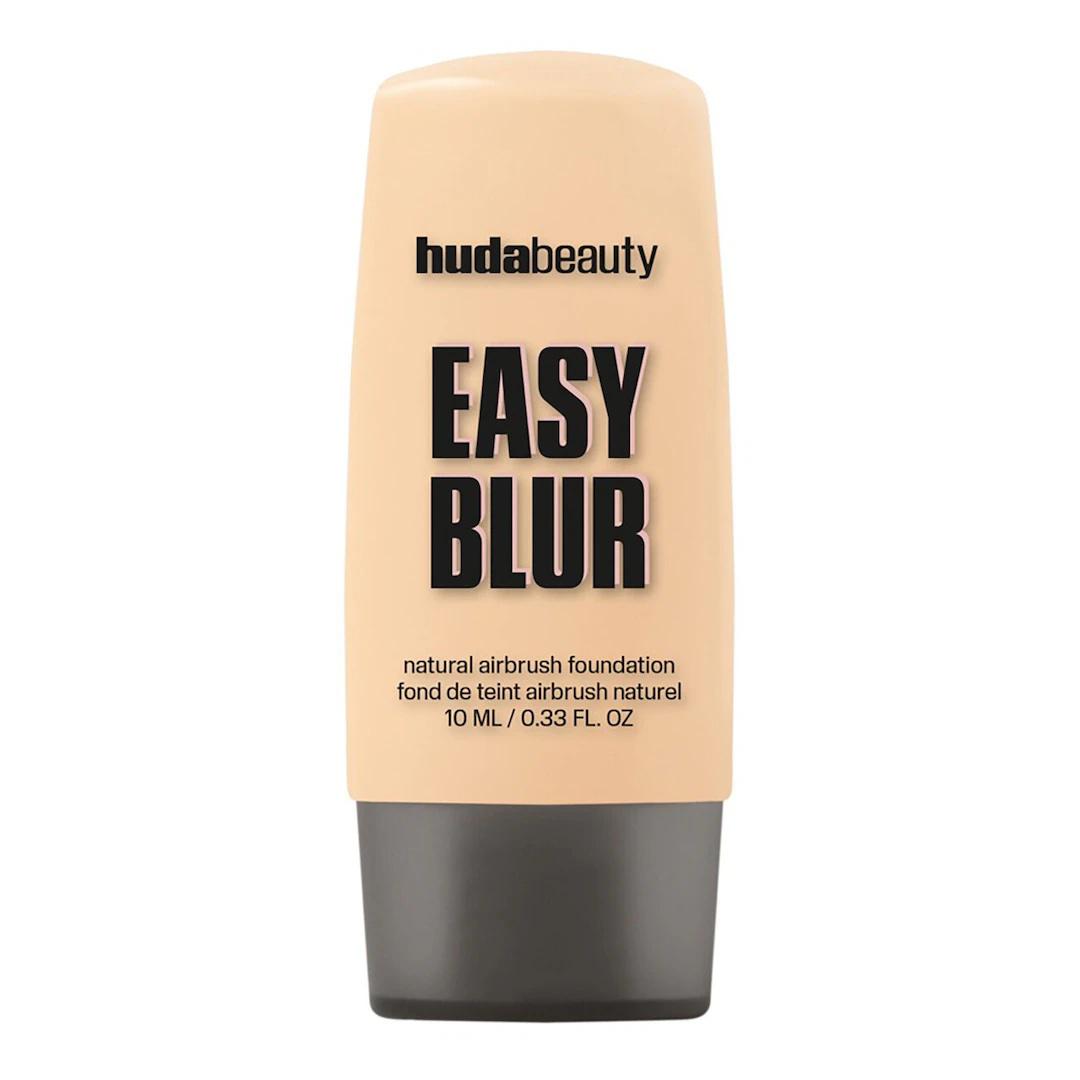 Foundation  Easy Blur ( 150G ) 30ML Huda Beauty